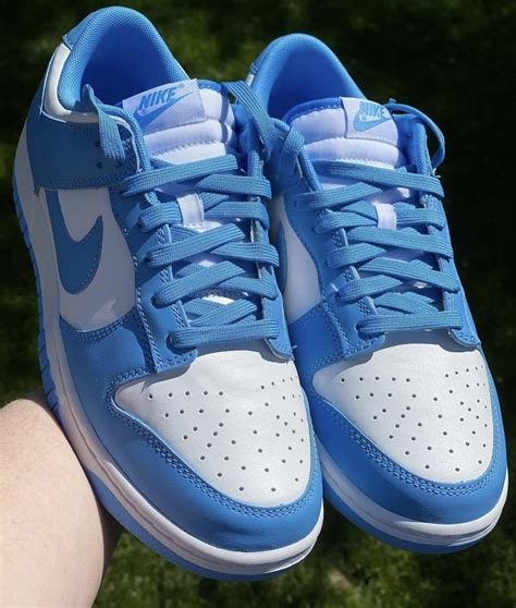 nike low dunks periwinkle